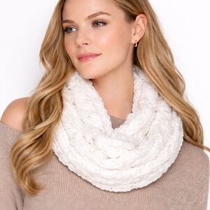 Betsey Johnson Pearly Infinity Scarf